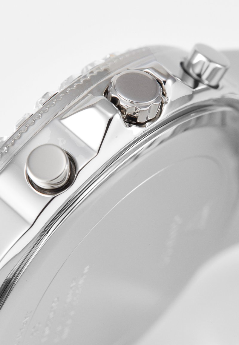 Montre GUESS Pour Homme - Boîtier Et Bracelet Acier Inoxydable Argenté - Cadran Blanc - Quartz - Neuve Avec étiquettes