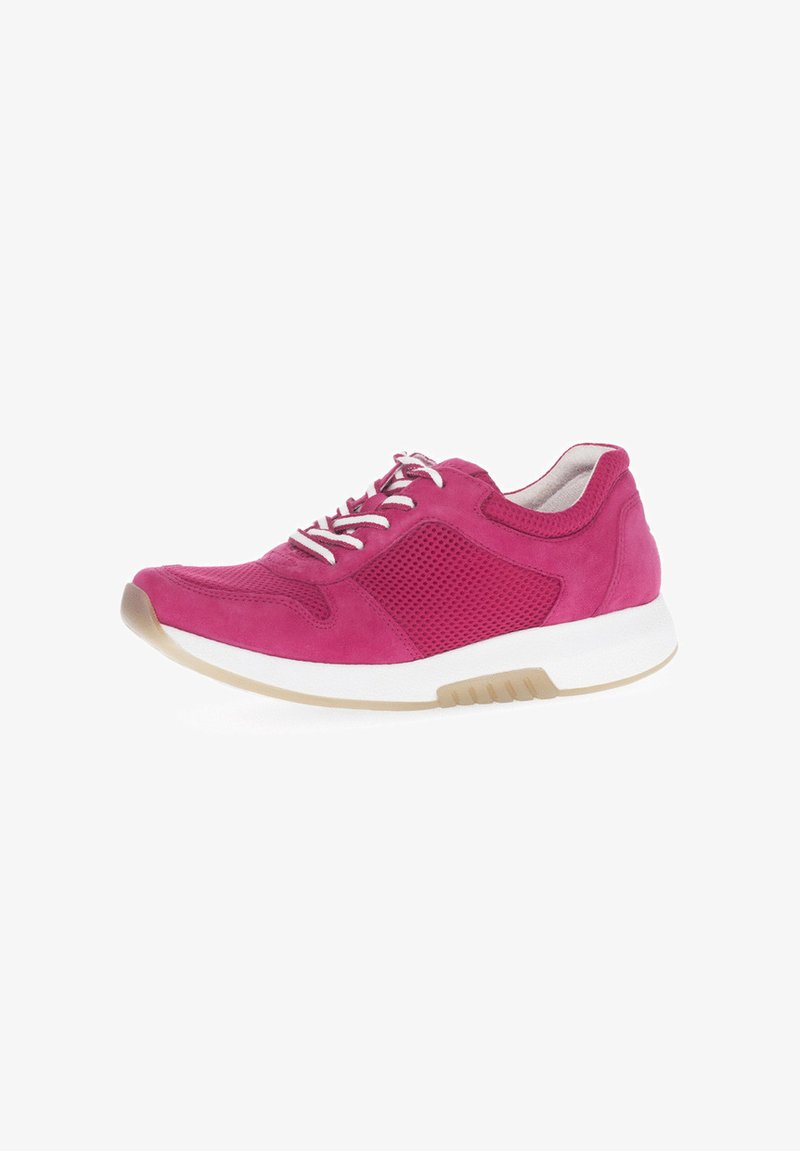 Rosa Wildleder-Sneaker mit Netzpaneelen, weißen Schnürsenkeln und einer weißen Sohle mit strukturiertem Akzent. Leichtes Design für Komfort und Unterstützung.