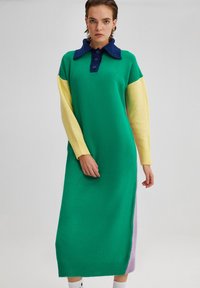 BUTTON DETAILED - Gebreide jurk - green