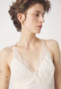 Rosemunde Top - ivory