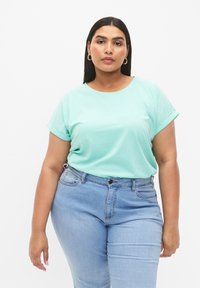 Zizzi SHORT SLEEVED BLEND - T-shirt - bas - cabbage