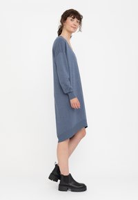 Soft Rebels ﻿SRLEA V NECK  - Pulóverruha - china blue melange