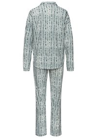 Tvådelat pyjamasset i mjukt material med lodräta gröna och vita ränder, med krage och långa ärmar.