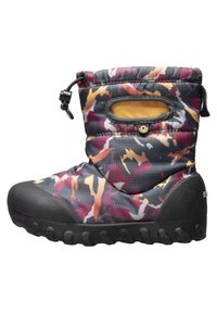 Isolerad snöboot med ett vadderat, flerfärgat kamouflagemönster i grått, rött och orange; svart gummisula; justerbar topp.