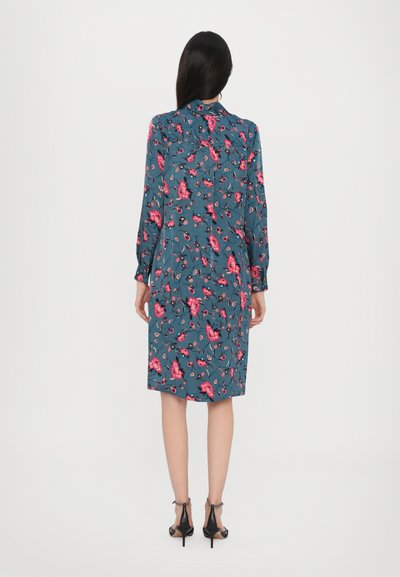 Diane von Furstenberg PRITA SHIRT DRESS - Paitamekko - blue