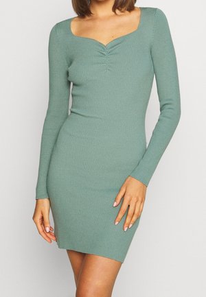 Robe pull - green