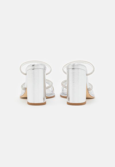 Bettina Vermillon CARMEN - Μιουλ με τακούνι - silver