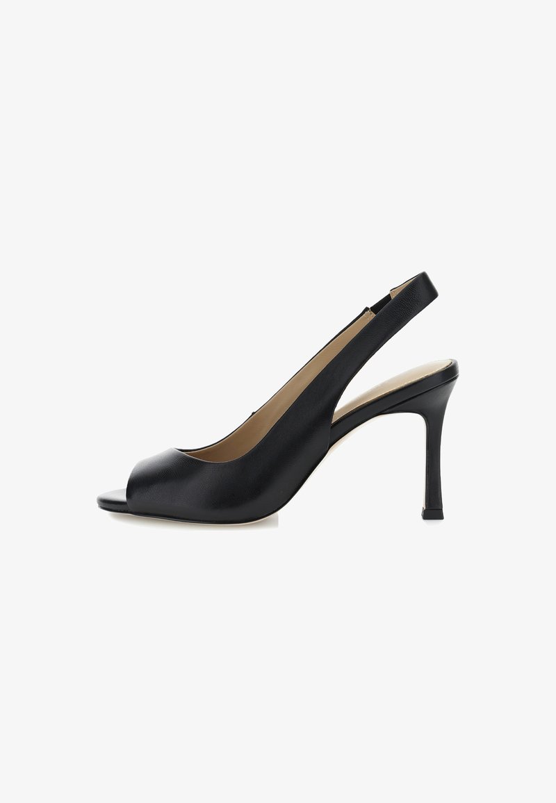 Scarpa con tacco alto slingback nera realizzata in pelle, caratterizzata da un design open toe, silhouette elegante e tacco sottile con base quadrata.