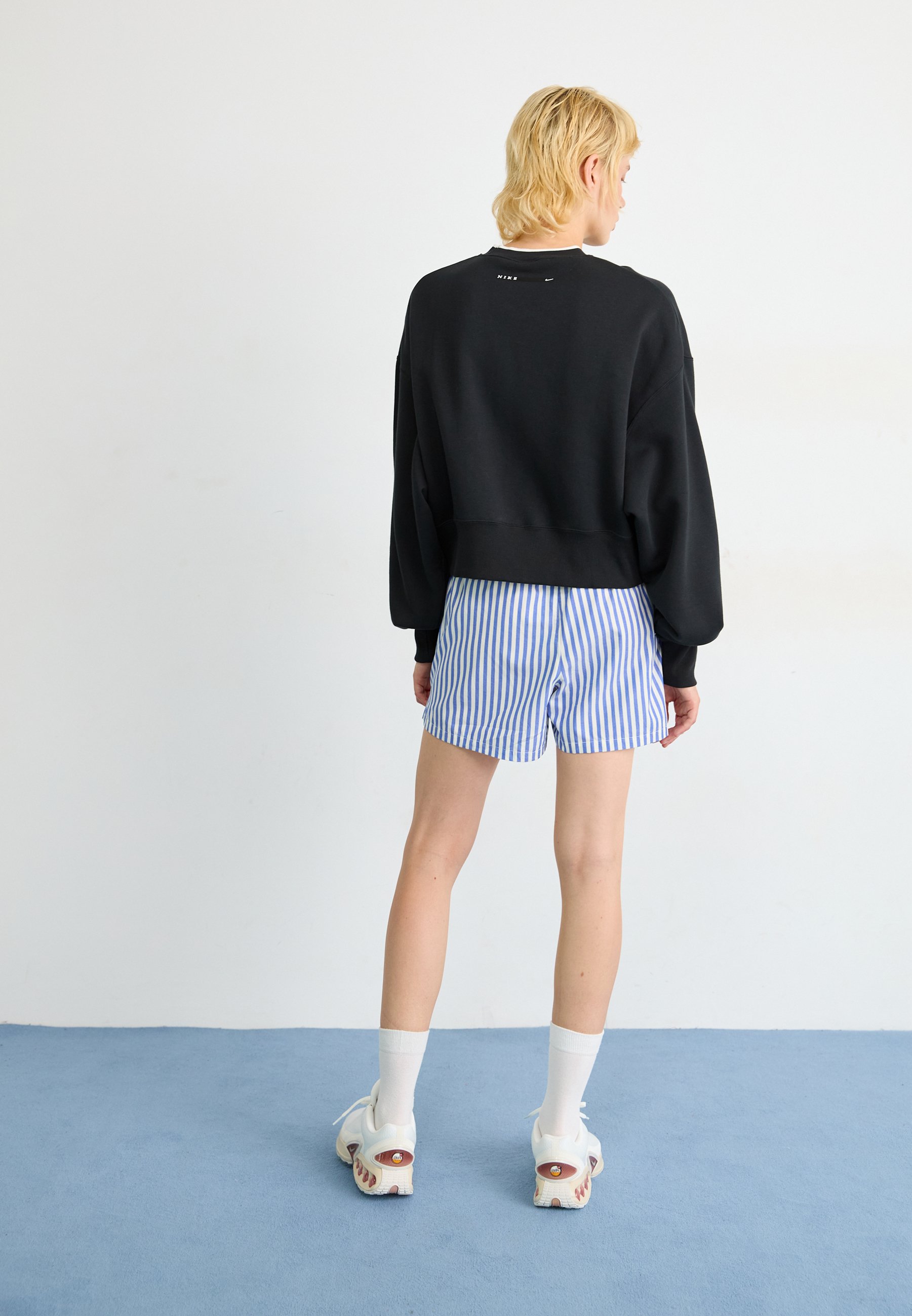 Nike Sportswear STRIPE - Shorts - game royal/sail/blu - Zalando