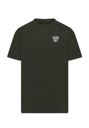 Mörkgrön bomull T-shirt med korta ärmar, rund hals och texten "GOOD DAY" tryckt i vitt på vänster bröst.