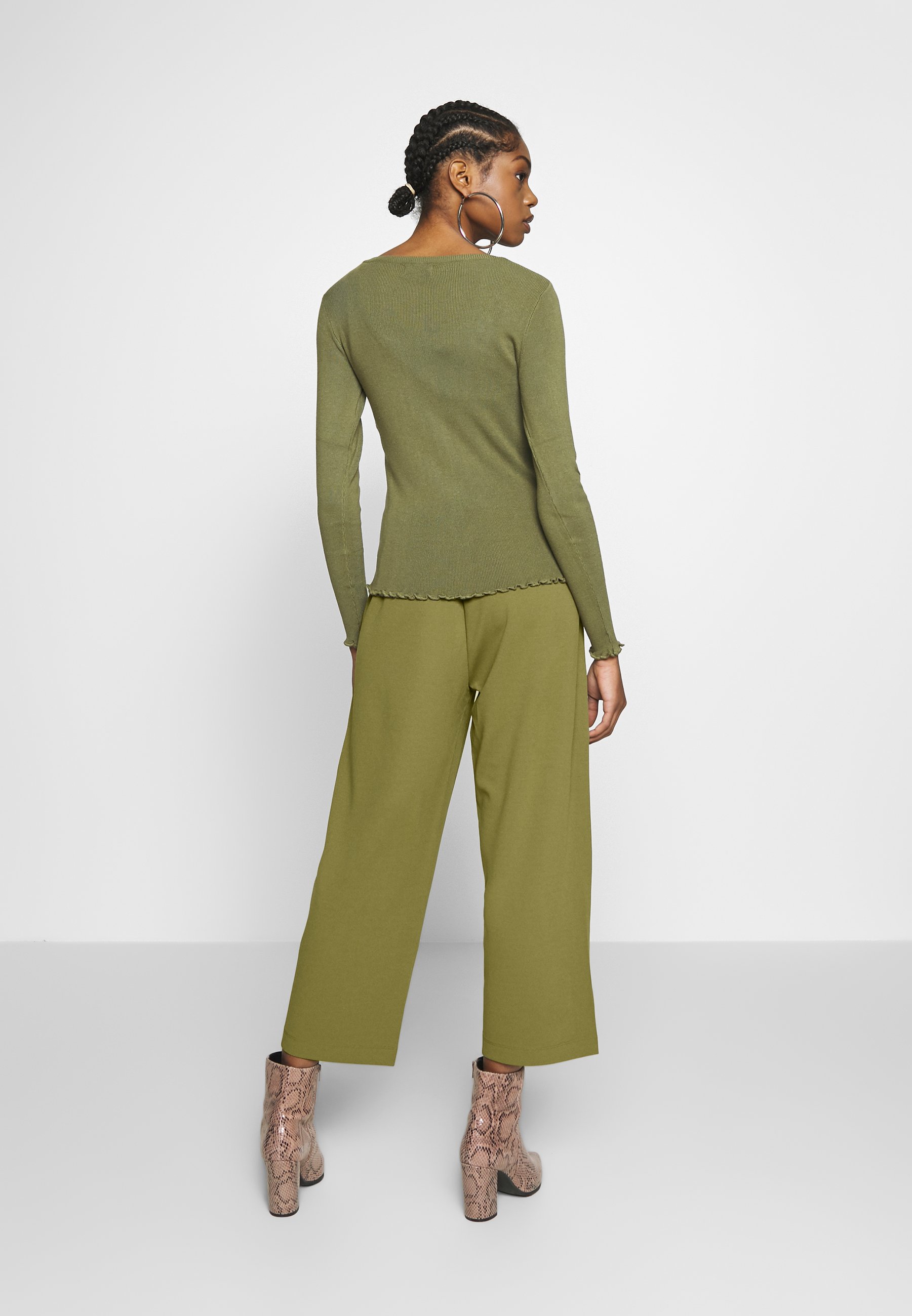 JDY JDYHERO CATIA ANKLE Bukse martini olivedtm trim JDY JDYHERO CATIA ANKLE - Bukse - black