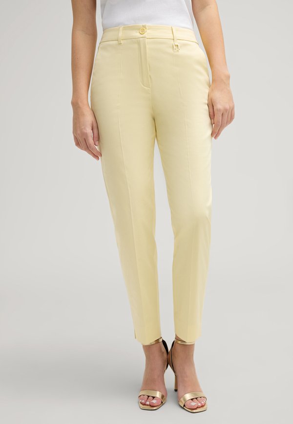 Chino - hellgelb