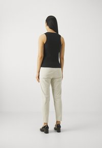 Max Mara Leisure TERRENO - Trousers - roccia