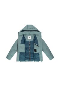 Giacca invernale azzurro chiaro con cappuccio, aperta per mostrare la fodera interna blu scuro e numerose tasche interne con cerniere e etichette.