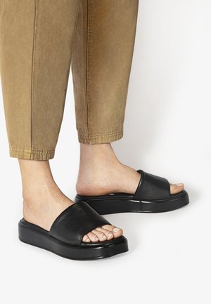 Inuovo, Mules - black