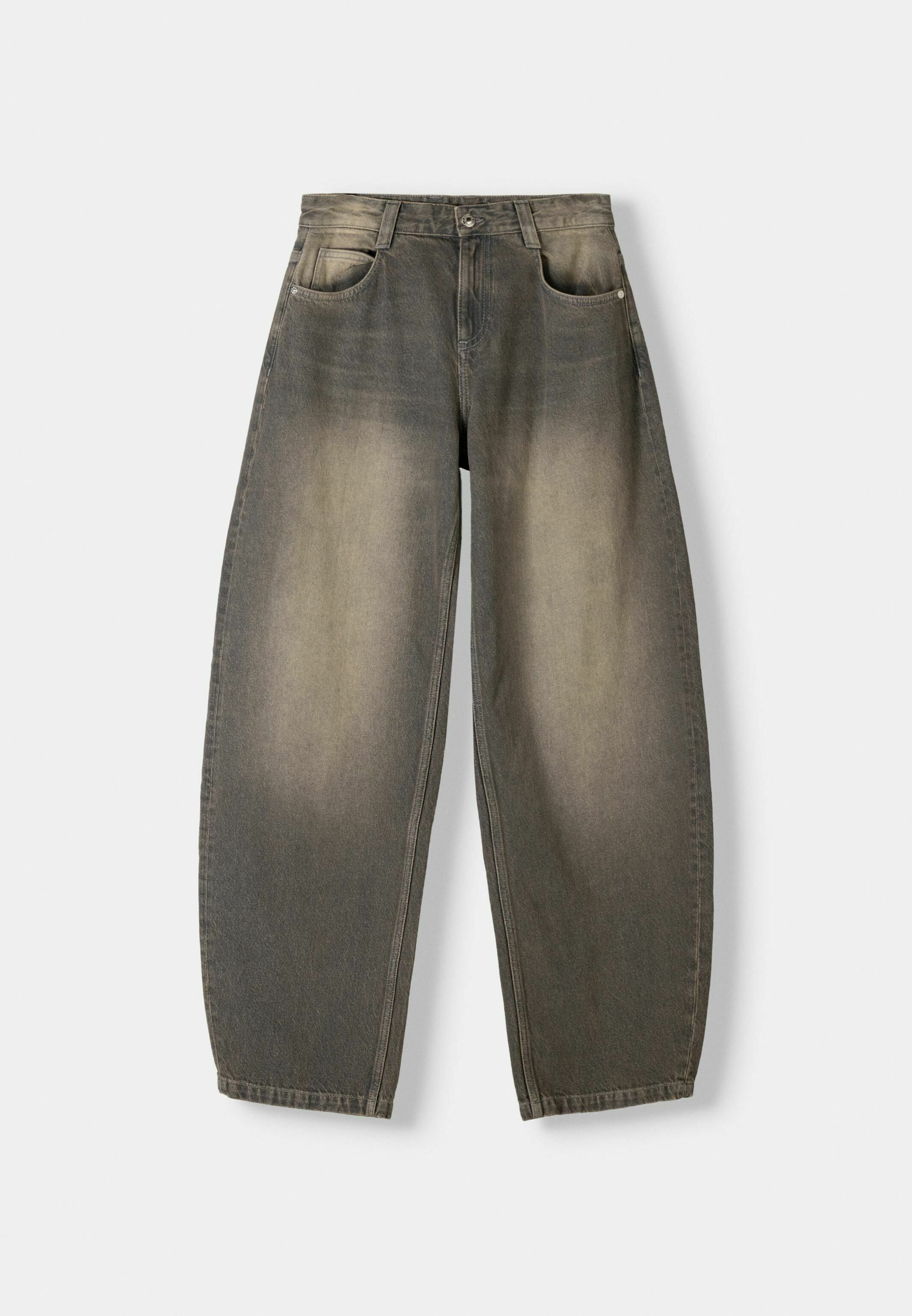 Relaxed fit jeans