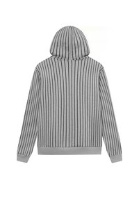 Pelēks kapucētais džemperis ar vertikālām melnām svītrām, ribotiem piedurknēm un apakšmalai, kā arī ērtu audumu. Izstrādāts brīvā piegriezuma stilā.