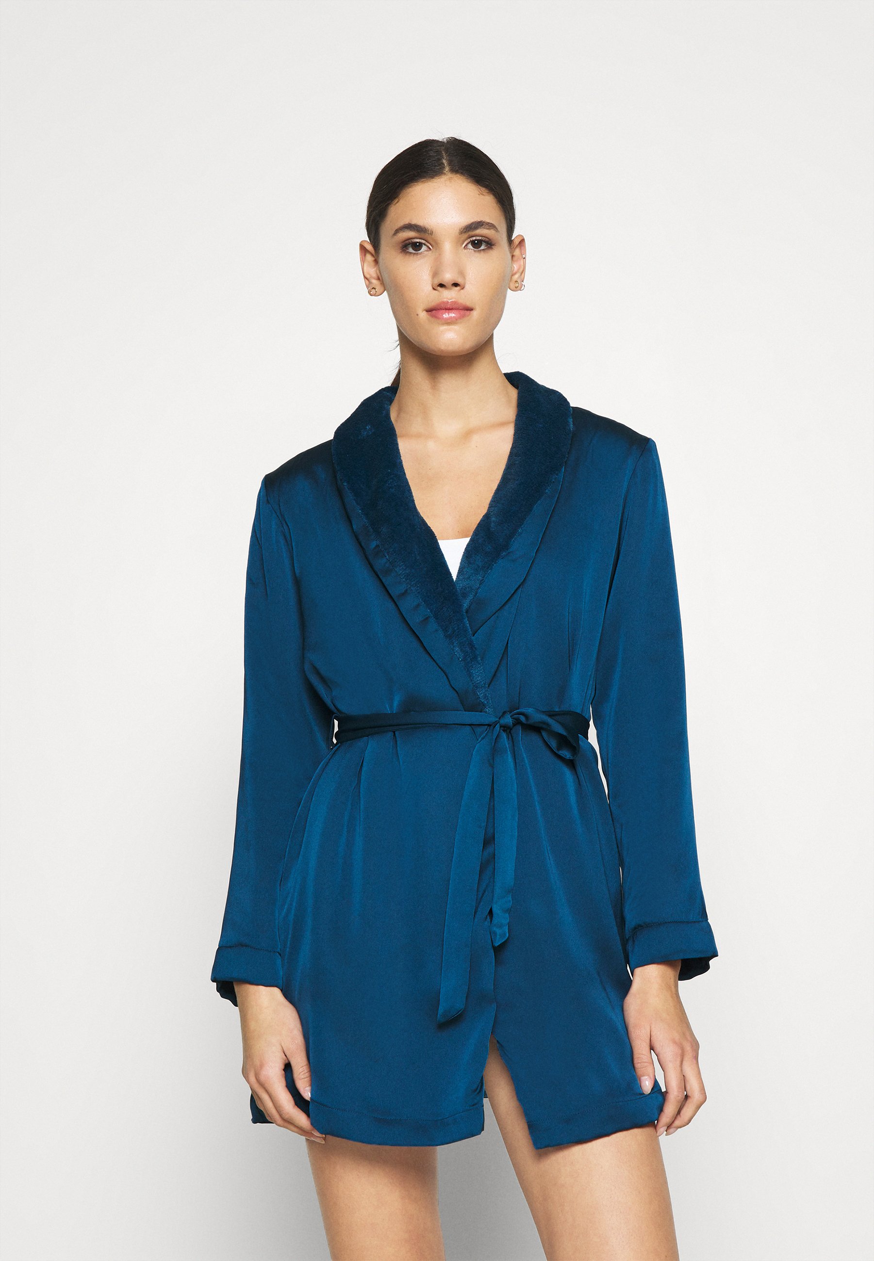 peignoir bleu
