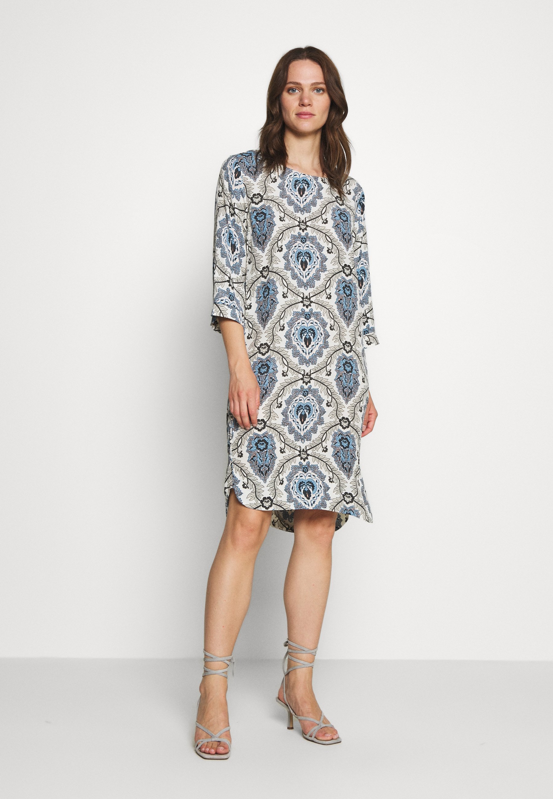 Freequent Kjole whitecapgrey Zalando.no Freequent Kjole - whitecap/grey