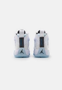 Jordan JUMPMAN TWO TREY - Sneaker high - white/black/university blue