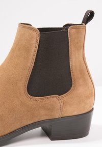 KIOMI Kotníkové boty - beige