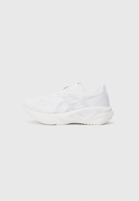 NOVABLAST 5 - Väglöparskor - white/piedmont grey