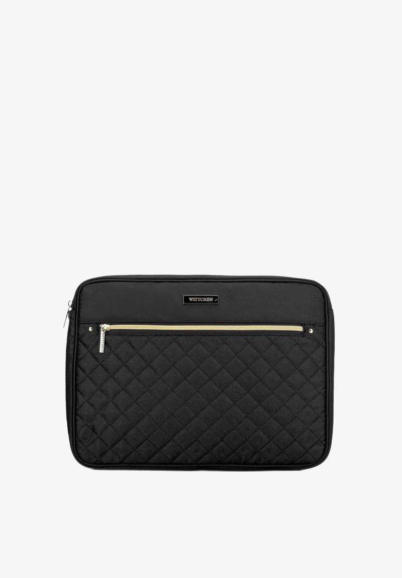 Schwarze, gesteppte Laptoptasche mit einem goldenen Reißverschlussfach und einem Logo-Platte, ausgestattet mit einem strukturierten Nylonaußenmaterial und einem gepolsterten Innenraum für den Schutz.