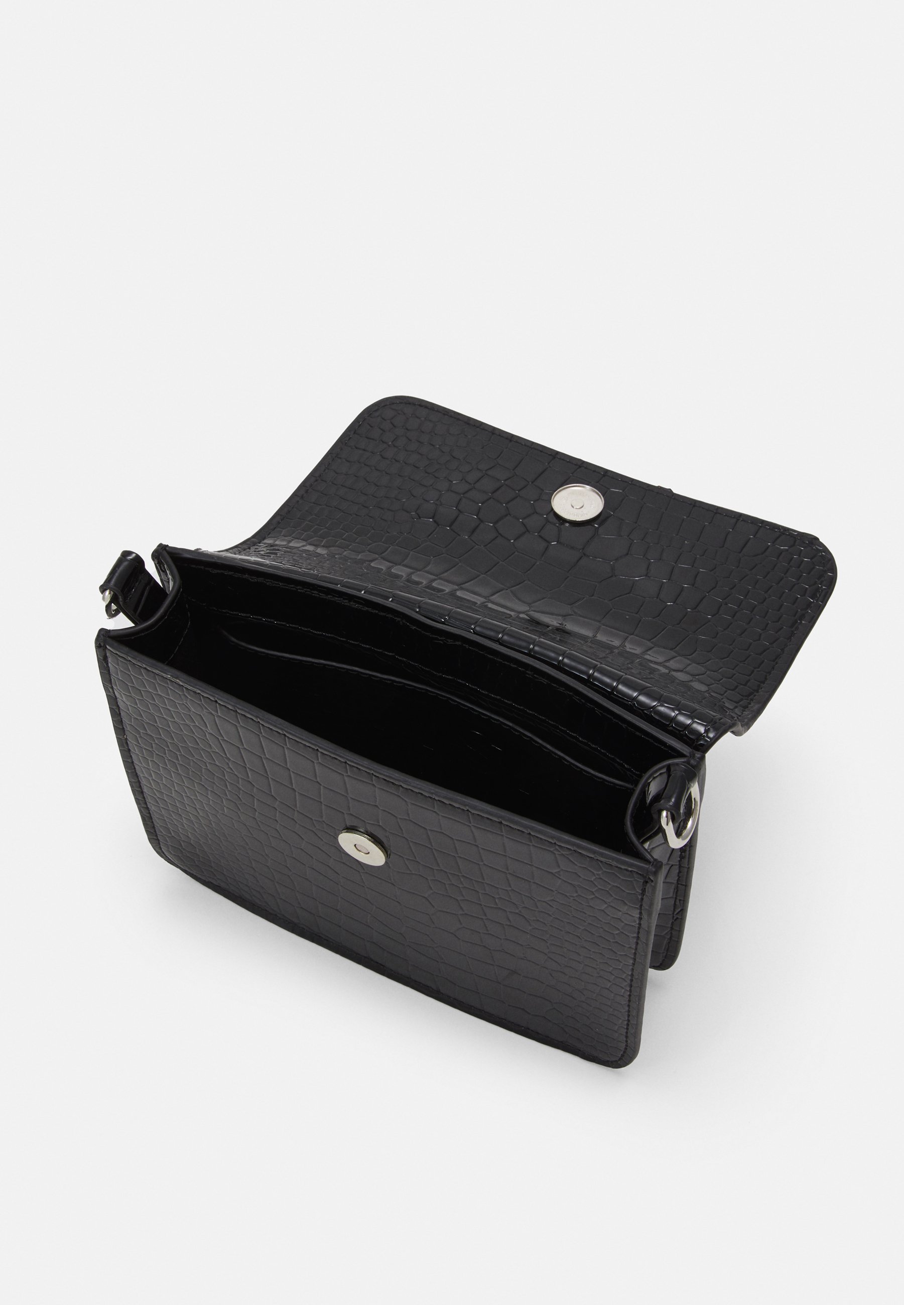 HVISK CAYMAN SHINY STRAP BAG - Skuldertasker - black/sort - Zalando.dk HVISK CAYMAN SHINY STRAP BAG - Skuldertasker - black/sort - Zalando.dk