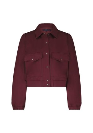 Bordeaux cropped jack gemaakt van gladde stof, met een spitse kraag, twee zakken aan de voorkant, drukknopen en aangesloten manchetten.