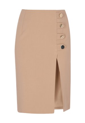 Jupe crayon beige avec une fente frontale et quatre boutons décoratifs sur un côté.