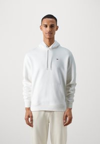 Tommy Jeans FLAG HOODIE - Hoodie - ancient white