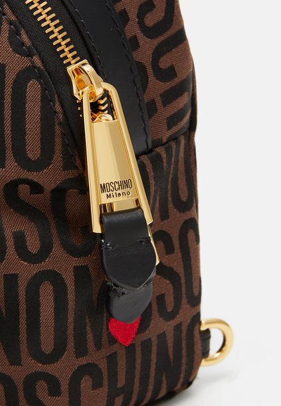 MOSCHINO ZAINO - Matkakott - fantasia marrone