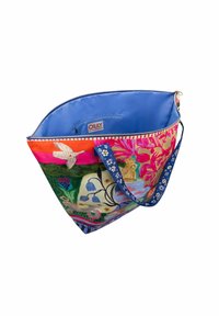 Borsa a spalla colorata con motivi floreali e di uccelli, realizzata in tessuto con un interno blu. Presenta una chiusura a zip e manici a righe blu.