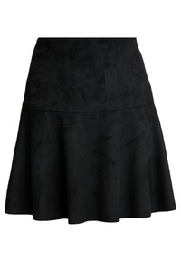 Falda negra hecha de una tela suave y texturizada. Diseño acampanado con una cintura ajustada y un detalle de costura, que cae por encima de la rodilla.