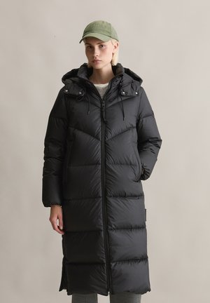 Daunenmantel - black