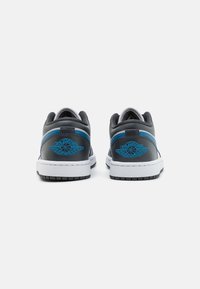 Jordan AIR JORDAN 1 LOW - Tenisice - anthracite/industrial blue/neutral grey/white