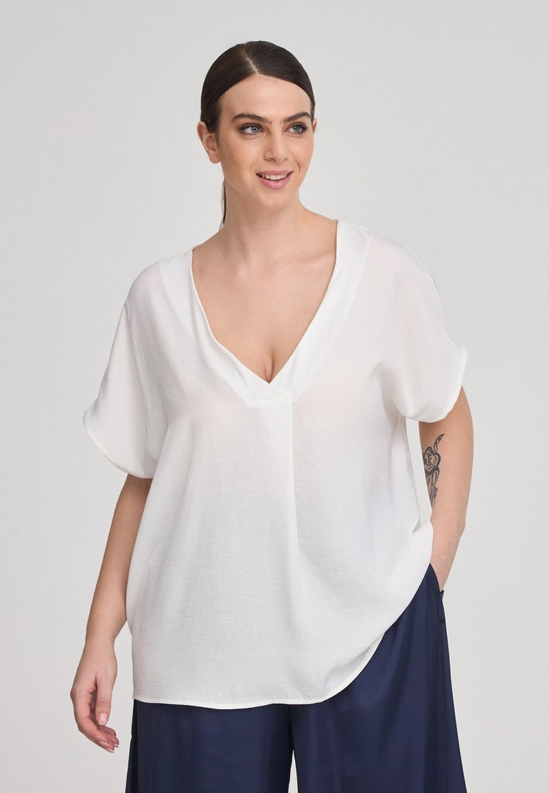 Terranova TINTA SCOLLO V - Camicetta - bianco lana