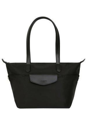 Borsa a tracolla nera realizzata in tessuto resistente con manici in pelle. Presenta una tasca con pattina sul davanti e una chiusura a zip. Texture liscia con minimi dettagli.