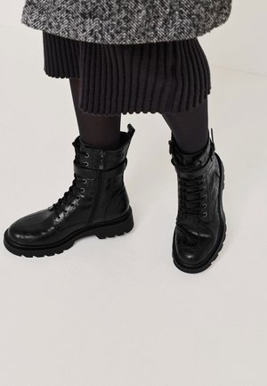 Tamaris Platform ankle boots - black croco