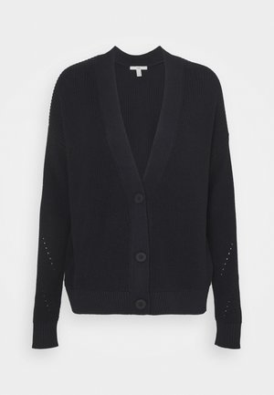 Cardigan noir en tricot avec manches longues, col en V profond, poignets et ourlet côtelés, et trois boutons sur le devant.