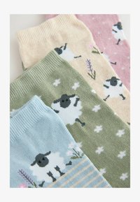 Valimata, multi sheep print