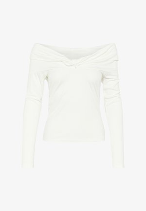 Hvit off-shoulder topp laget av ribbet stoff, med lange ermer og en vridd knute detalj foran. Glatt tekstur.