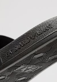 EA7 Emporio Armani VISIBILITY UNISEX czarny