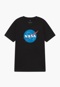 Mister Tee KIDS NASA INSIGNIA TEE - Apdrukāts T-krekls - black