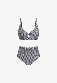 Conjunto de bikini con patrón en blanco y negro que incluye un top con escote en V y detalle de abertura frontal, y una parte inferior de talle alto con diseño a juego.