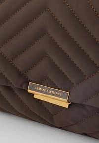 Armani Exchange CROSSBODY - Borsa a mano - dark doha