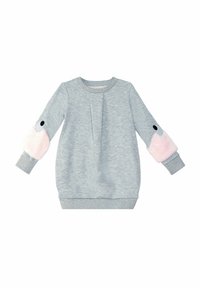 Sweatshirt gris avec des accents en fourrure rose sur les manches, détails d'yeux noirs, encolure ras du cou, poignets et ourlet côtelés. Tissu doux avec des fronces à l'avant.