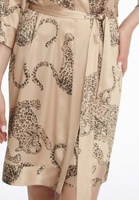 ESOTIQ LOVABLE piaskowy