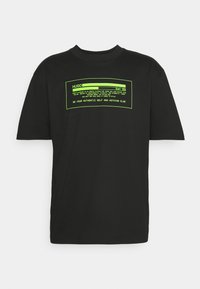 DANFORD - T-shirt estampada - black