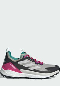 Adidas Terrex FREE GTX - Chaussures de marche - sesame   talc   real magenta